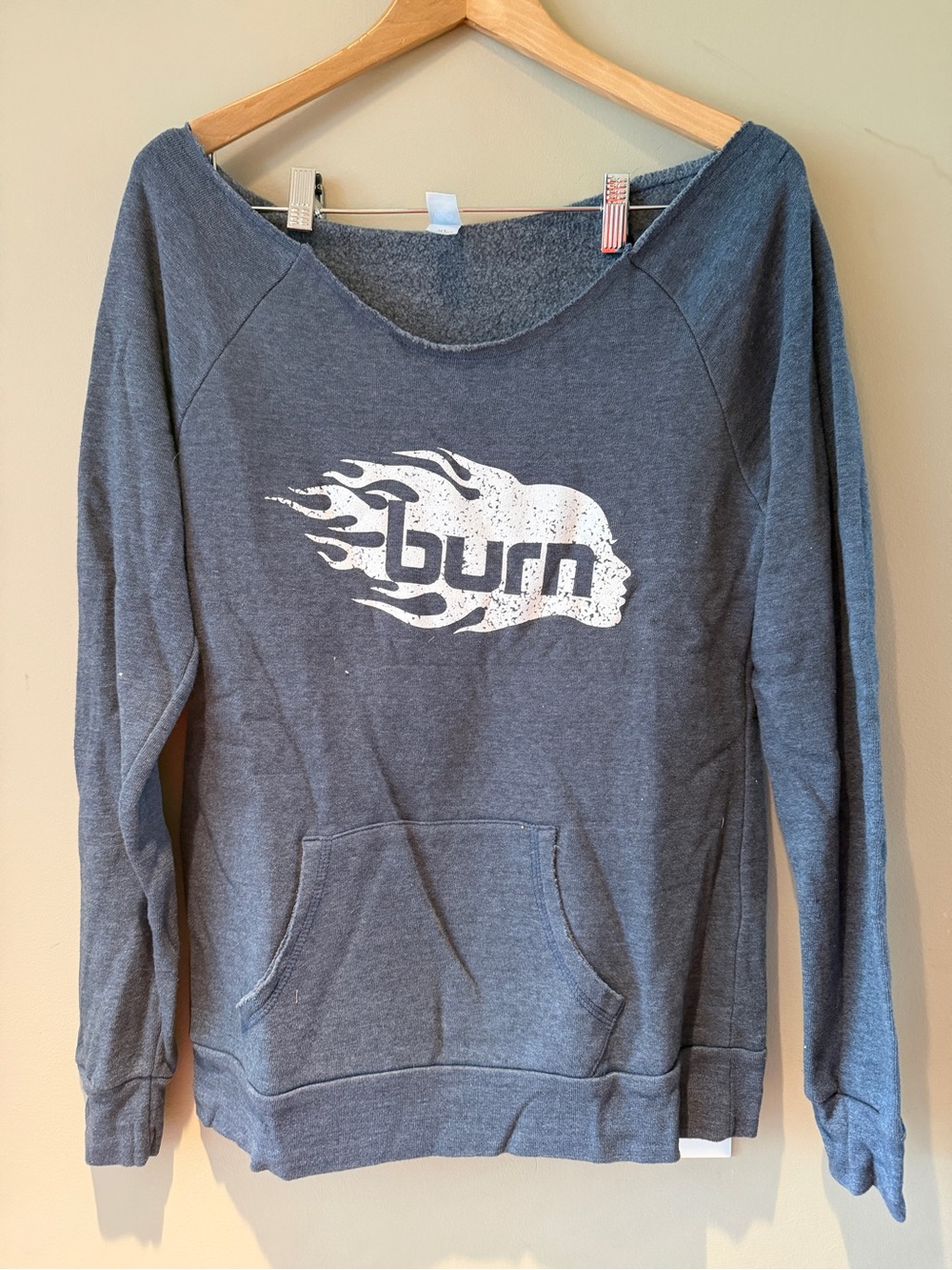 Burn Boot Camp Graphic Scoop Neck Sweatshirt - Faded Blue Grey XL